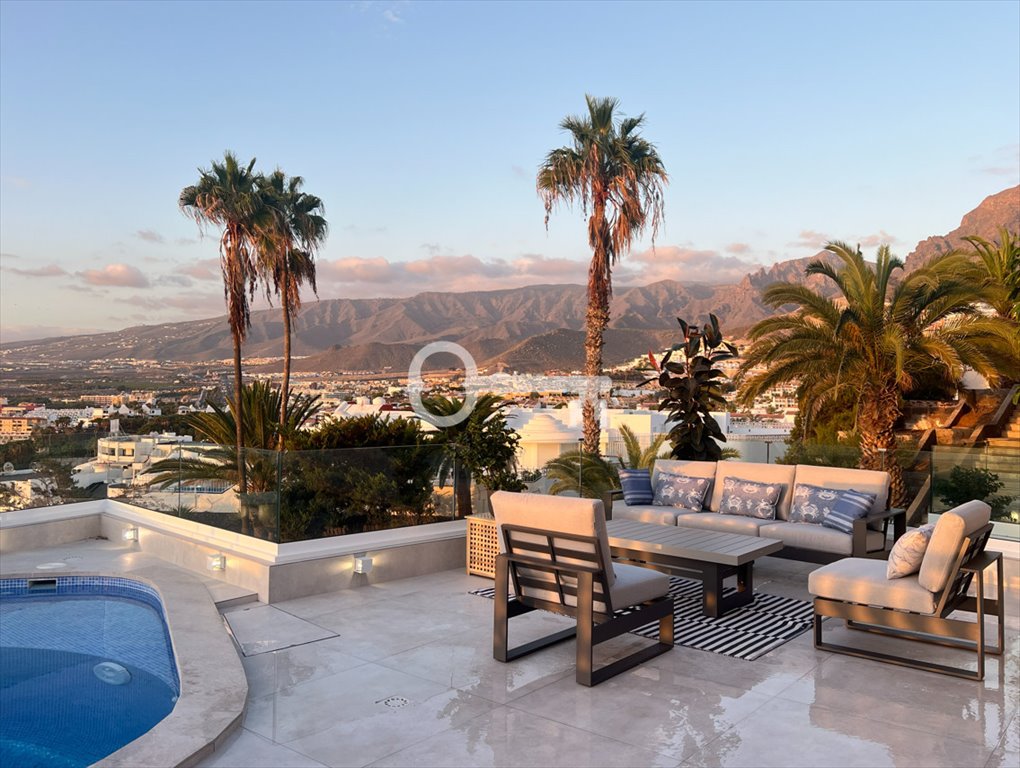 Zapraszam do obejrzenia luksusowej willi 435 m² z widokiem na ocean w Costa Adeje Hiszpania, Teneryfa, Costa Adeje  435m2 Foto 1
