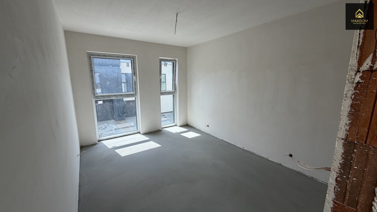 Komfortowy dom z garażem, ogród, 5 pokoi, gotowy do aranżacji Łazy, Nefrytowa  110m2 Foto 1