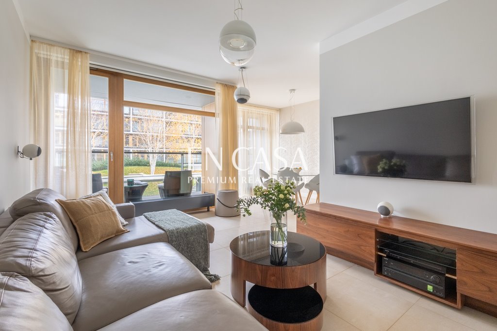 Luksusowe 3-pokojowe mieszkanie na Woli z loggią i garażem Warszawa, Wola, Kolejowa  76m2 Foto 1