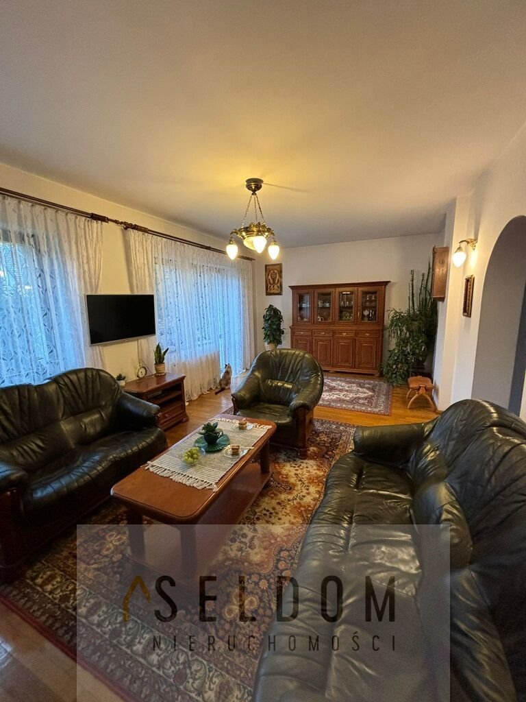 Dom na sprzedaż Jelenia Góra, Cieplice Śląskie-Zdrój  222m2 Foto 1