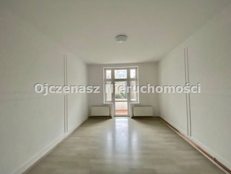 Mieszkanie trzypokojowe na wynajem Bydgoszcz, Centrum  90m2 Foto 1