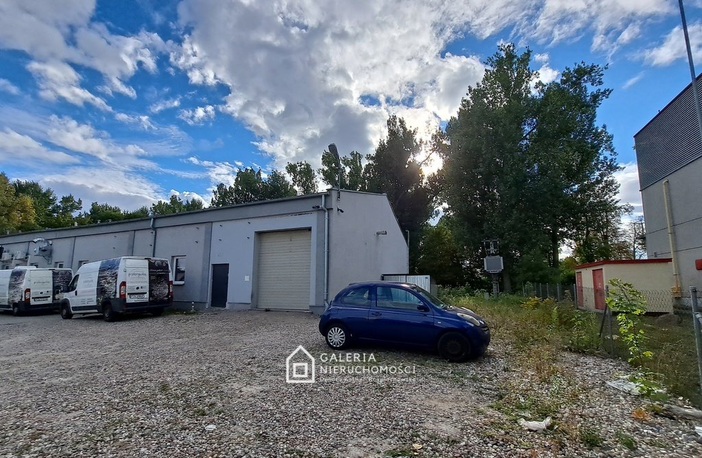 Na wynajem magazyn 340 m² z biurem i podziałem w Gnieźnie Gniezno  340m2 Foto 1