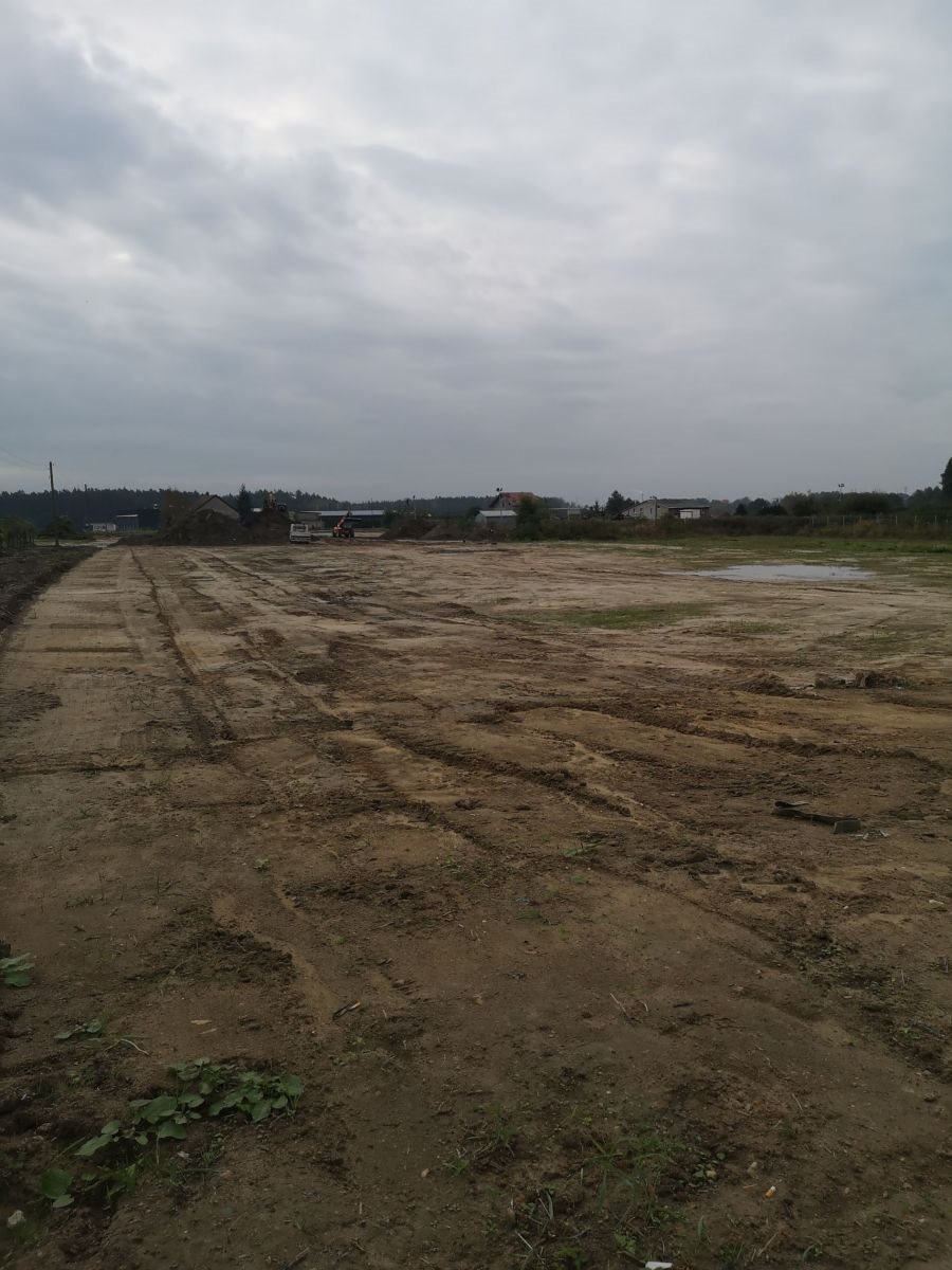 Działka inwestycyjna 9000 m² z mediami i dobrym dojazdem Tychy  9 000m2 Foto 1