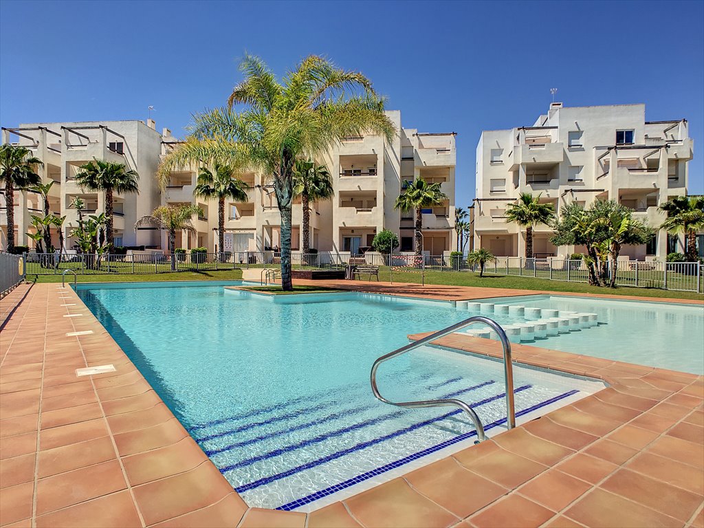 Ekskluzywny apartament 1 sypialnia z widokiem na pole golfowe Hiszpania, Costa Calida, Mar Menor  79m2 Foto 1