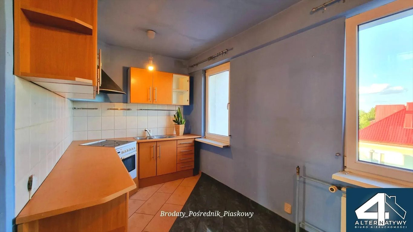 Mieszkanie trzypokojowe na sprzedaż Łęczyca, Dworcowa 1  71m2 Foto 1