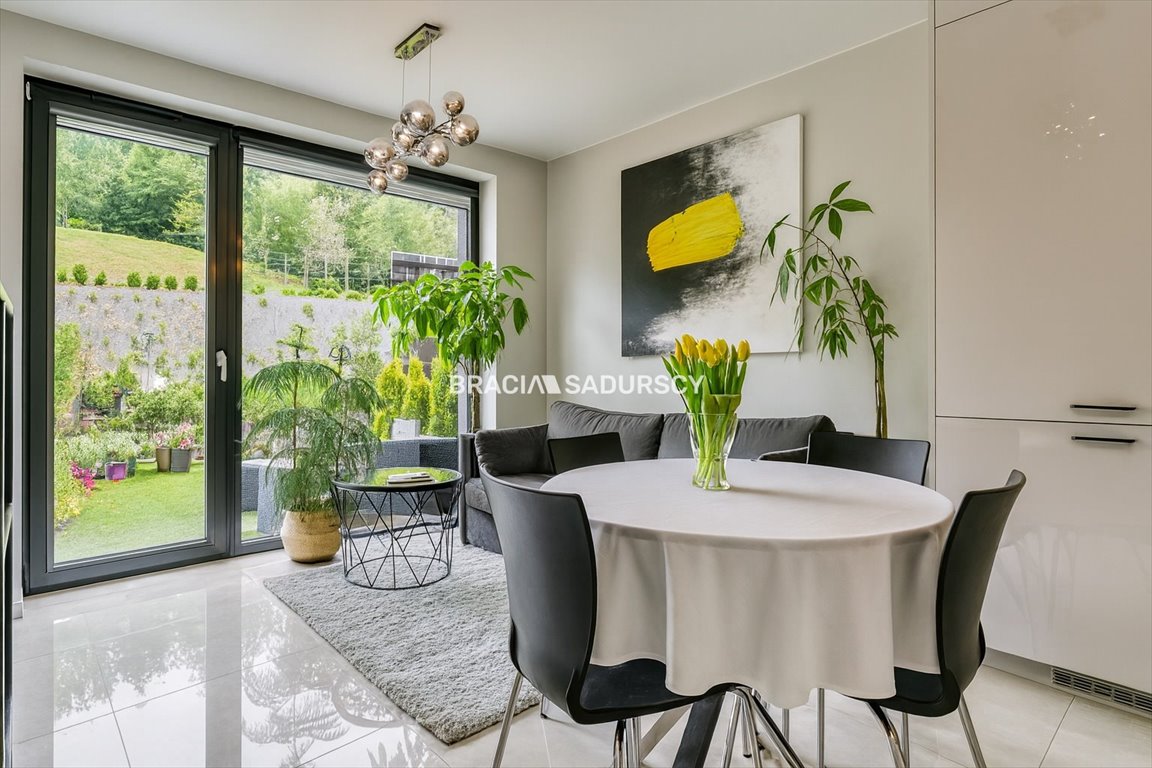 Nowoczesny segment szeregowy 81 m2 z antresolą i ogrodem Myślenice, Zacisze  81m2 Foto 1