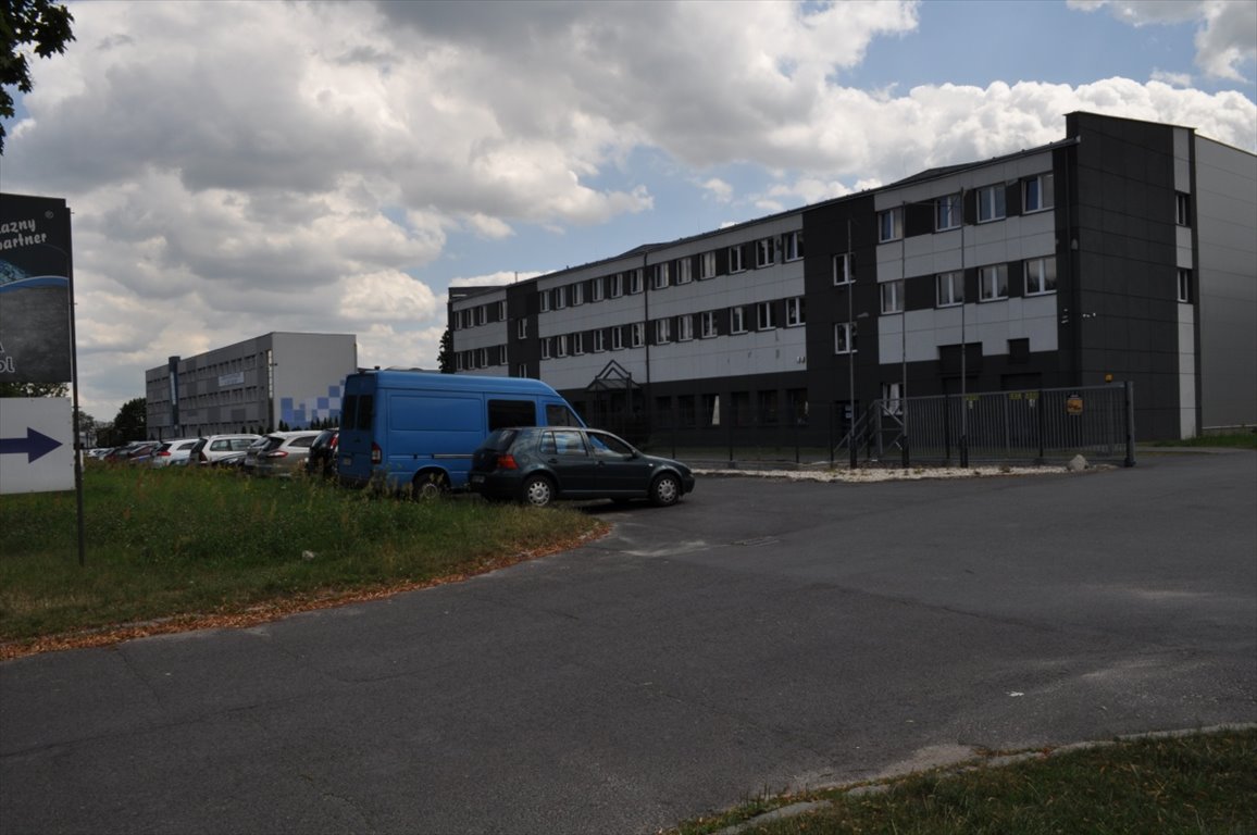 Lokal użytkowy na sprzedaż Radom, Jeżowa Wola, Starokrakowska  7 600m2 Foto 1