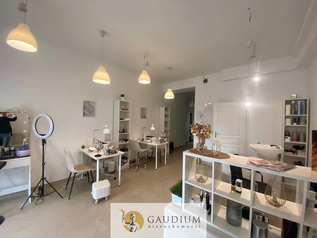 Atrakcyjny lokal usługowy w centrum Gdyni - 44,86 m2. Gdynia, Śródmieście, 3 Maja  45m2 Foto 1