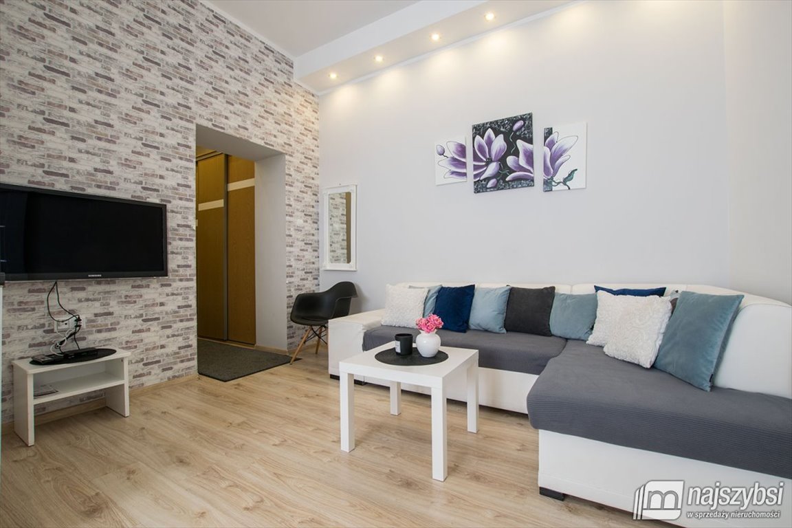 Apartament 2 pok. w Świnoujściu (blisko plaży, odnowiona kamienica) Świnoujście, Nadmorska  40m2 Foto 1