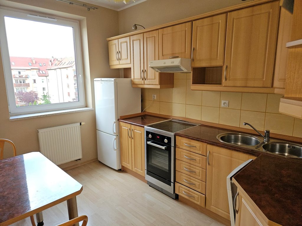 Mieszkanie dwupokojowe na sprzedaż Świebodzice, Osiedle Piastowskie  50m2 Foto 1