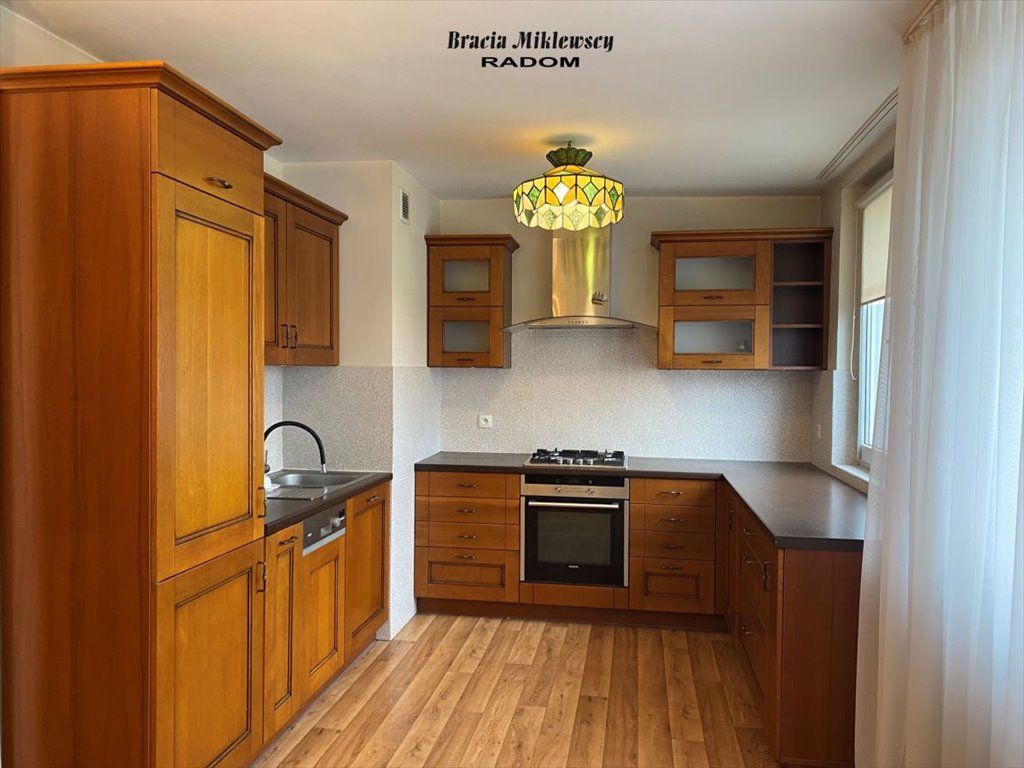 Mieszkanie trzypokojowe na sprzedaż Radom, Planty, Jastrzębia  64m2 Foto 1
