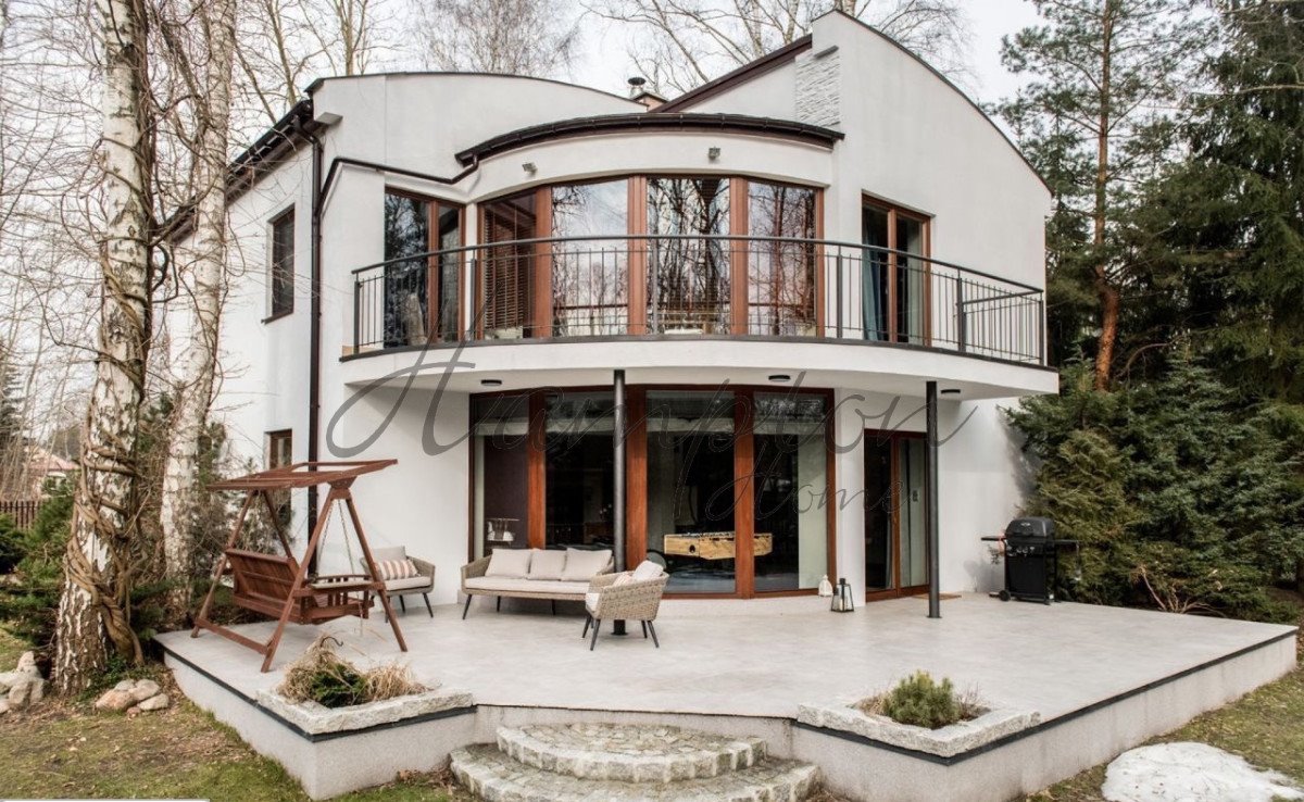 Nowoczesny dom z dużym tarasem i ogrodem w Piasecznie Piaseczno  178m2 Foto 1