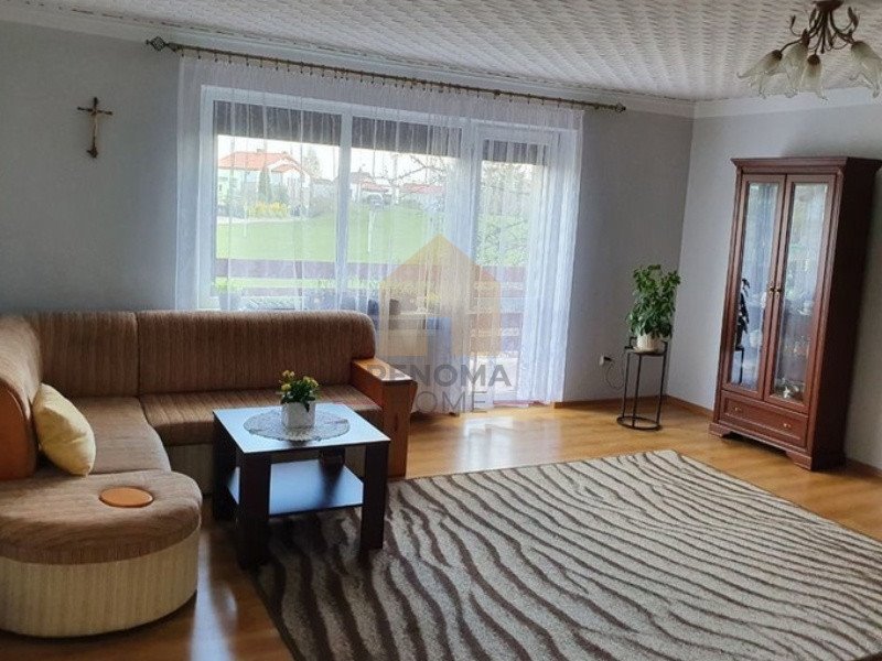 Funkcjonalny dom 180 m2 z niezależnym wejściem i ogrodem Prochowice  180m2 Foto 1