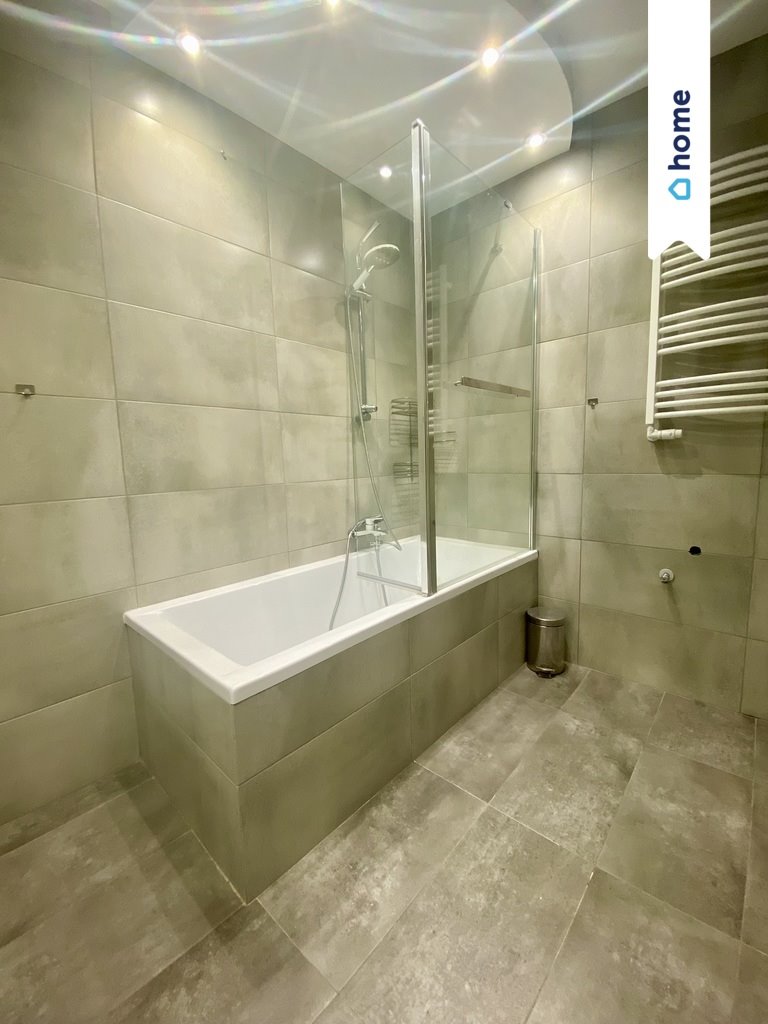 Nowoczesne 2 pokoje z balkonem, po remoncie, blisko starówki Jelenia Góra, Krótka  47m2 Foto 1