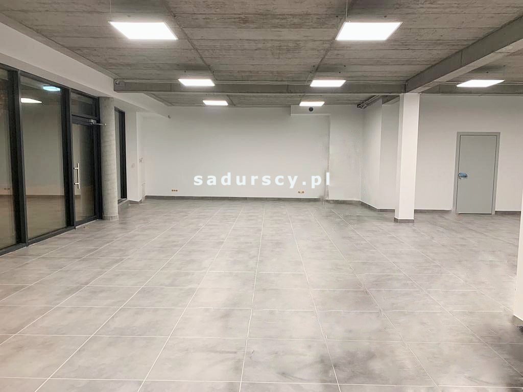Nowoczesny lokal 170 m2 z dużą witryną i dużym potencjałem Skawina, Skawina, Babetty  170m2 Foto 1