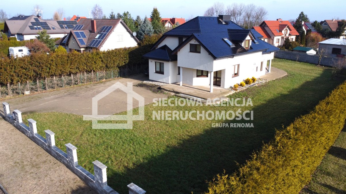 Dom na sprzedaż Szpęgawa  210m2 Foto 1