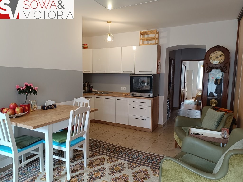 Mieszkanie trzypokojowe na sprzedaż Wałbrzych, Śródmieście  58m2 Foto 1