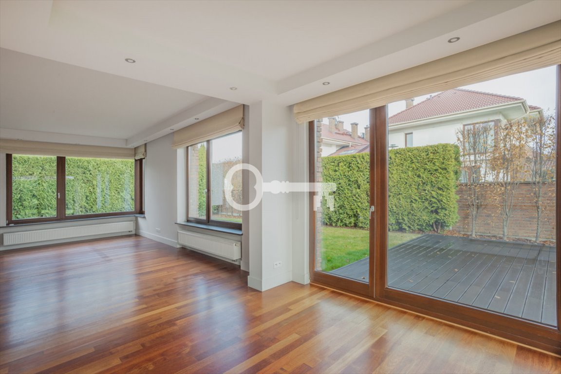 Polecam przestronny dom 370 m² na osiedlu Konstancja w Bielawie Bielawa  370m2 Foto 1