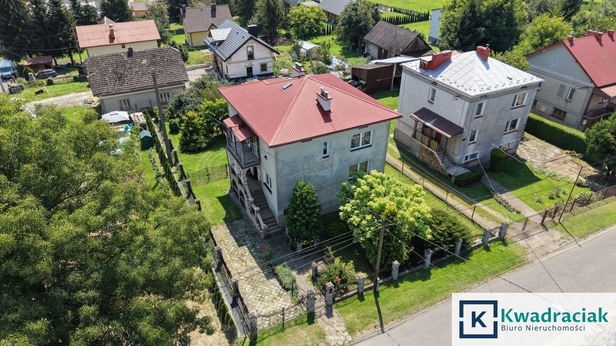 Dom z potencjałem w Zabłotcach - 6 pokoi, garaż. Zabłotce  200m2 Foto 1