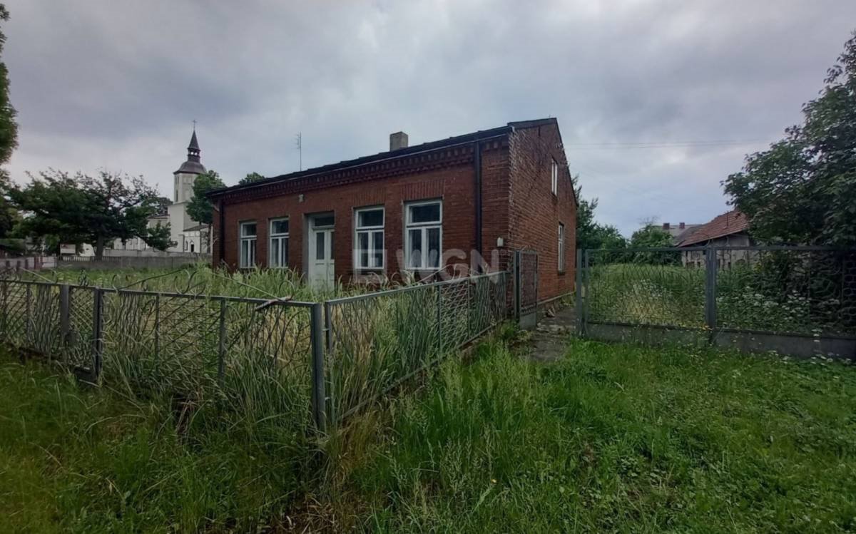 Dom do remontu z dużą działką i stajnią w Siemkowicach Siemkowice, Kościelna  70m2 Foto 1