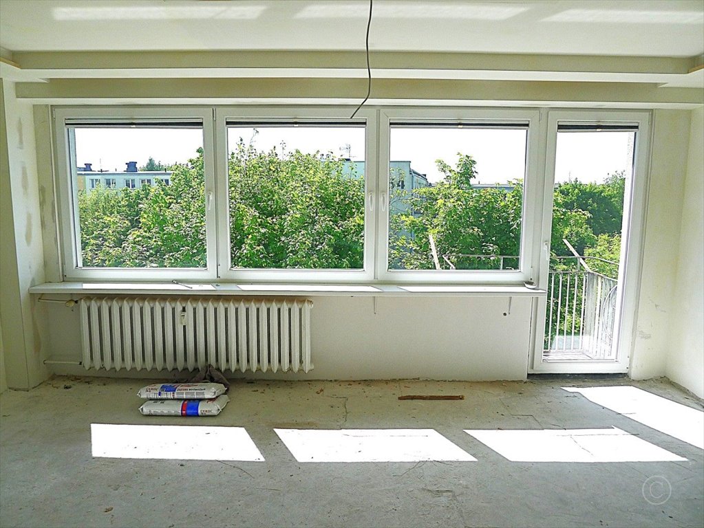 Mieszkanie czteropokojowe  na sprzedaż Zgierz, os. 650-lecia  72m2 Foto 1