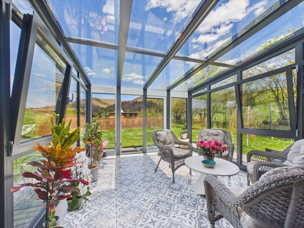 Polecam nowoczesny dom 233 m² w malowniczej Terce z ogrodem i widokiem na góry Terka  234m2 Foto 1