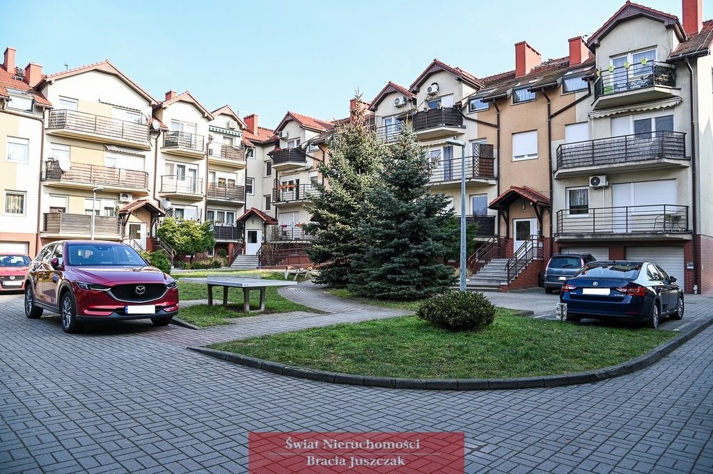 3-pokojowe mieszkanie z balkonami i komórką w Kuźnikach Wrocław, Kuźniki, Kuźniki  67m2 Foto 1