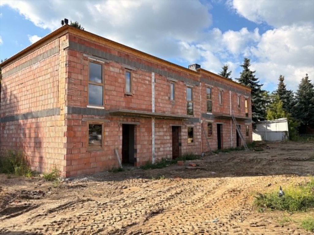 Na sprzedaż nowoczesny dom 75 m² z ogródkiem w Luboniu Luboń  75m2 Foto 1