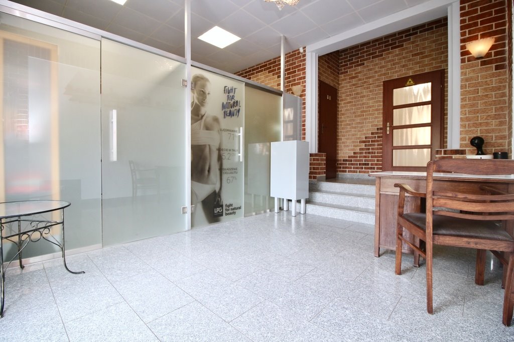 Lokal użytkowy 56,87 m² w Stargardzie (centrum, gotowy do działalności) Stargard, pl. Juliusza Słowackiego  57m2 Foto 1