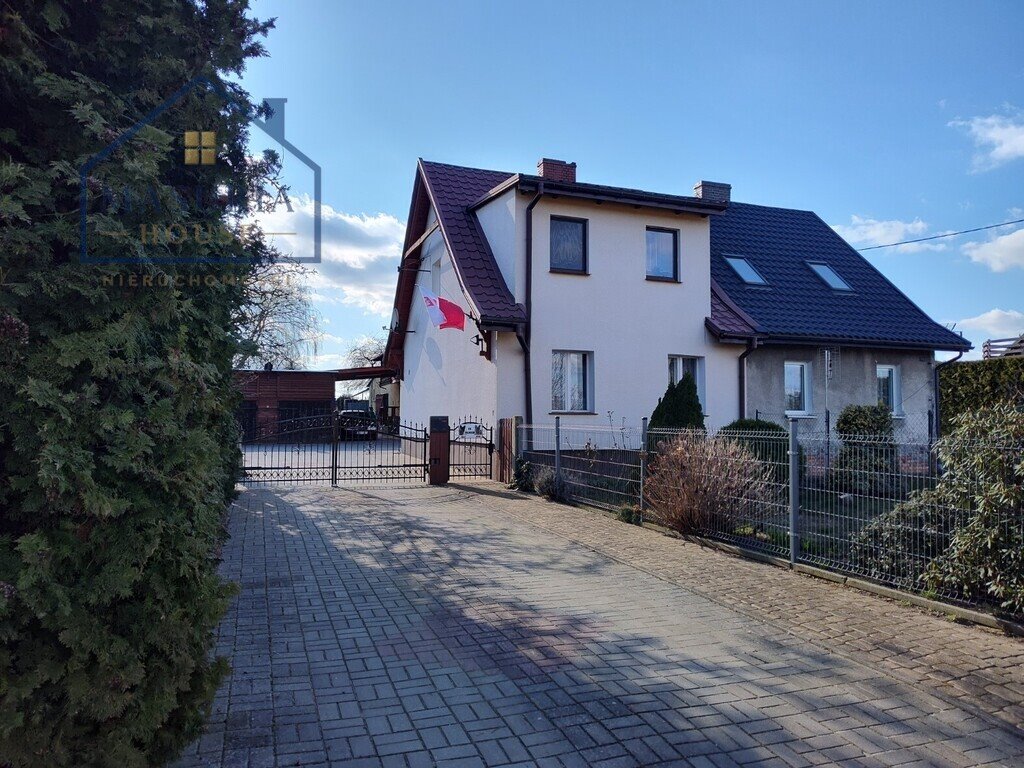 Sprzedam dom 86 m² z ogrodem, altaną i garażami Łąkorz  86m2 Foto 1