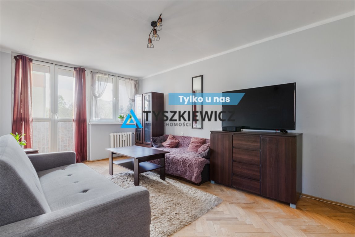 Mieszkanie trzypokojowe na sprzedaż Gdynia, Wzgórze Św. Maksymiliana, Partyzantów  49m2 Foto 1