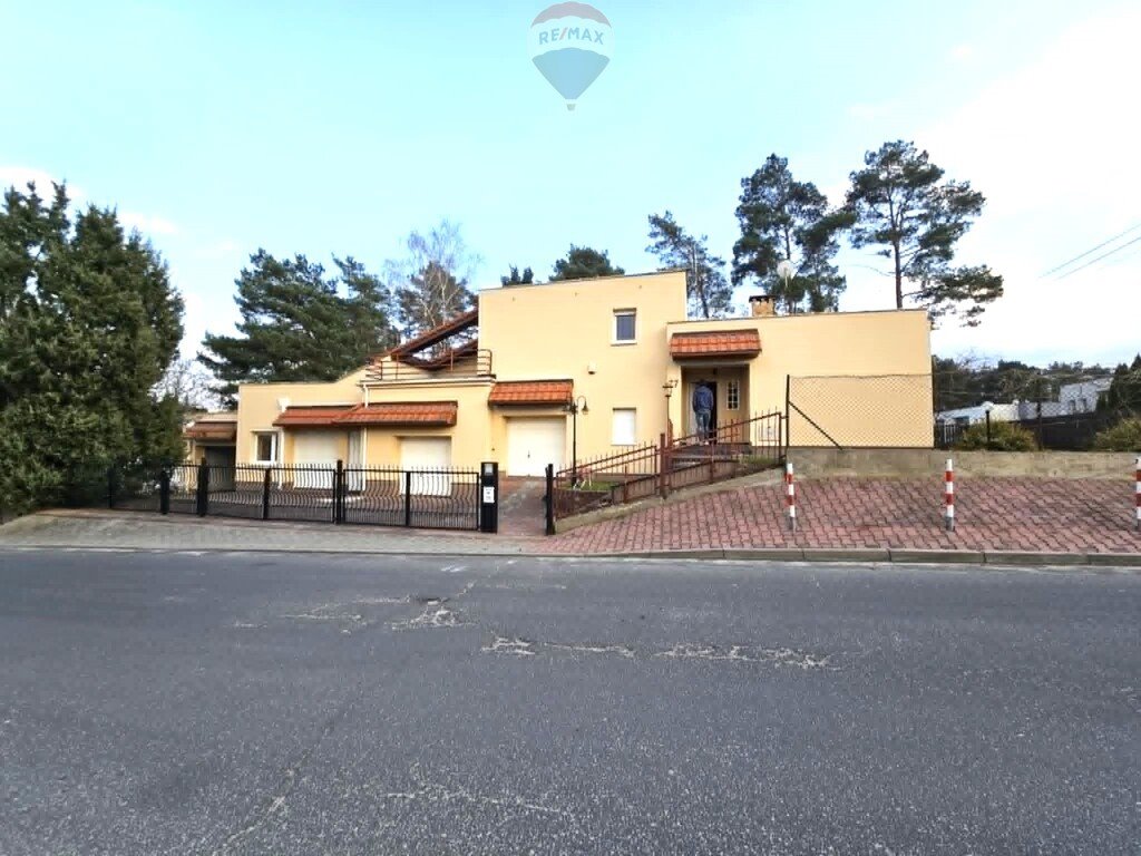 Przestronny dom z potencjałem, las, garaż, działalność Przeźmierowo, Wiosny Ludów  446m2 Foto 1