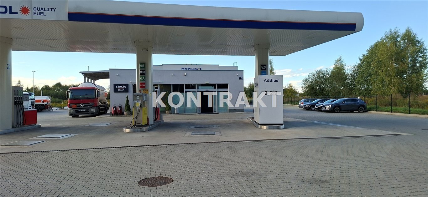 Lokal usługowy 72,7 m2 z dużą witryną i parkingiem zapraszam Oświęcim, Babice, Krakowska  73m2 Foto 1