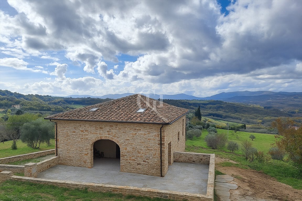 Dom na sprzedaż Włochy, Pelago  315m2 Foto 1