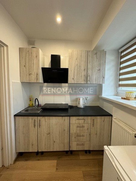 Kawalerka na sprzedaż Legnica  30m2 Foto 1