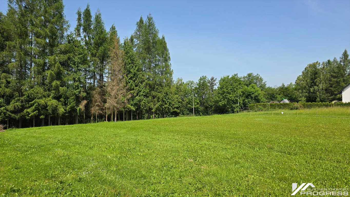 Na sprzedaż atrakcyjna działka 26 arów z mediami w Wrocance Wrocanka  2 581m2 Foto 1