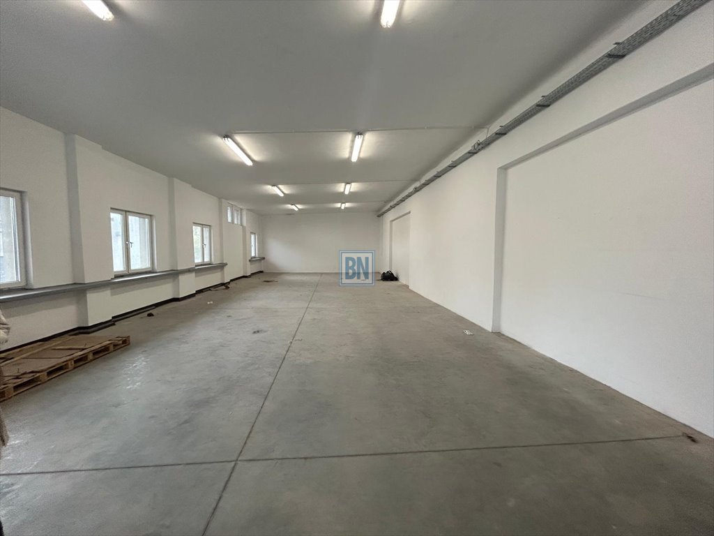 Hala 425 m² z biurami, monitoring, rampy, Sosnowiec Sosnowiec  425m2 Foto 1
