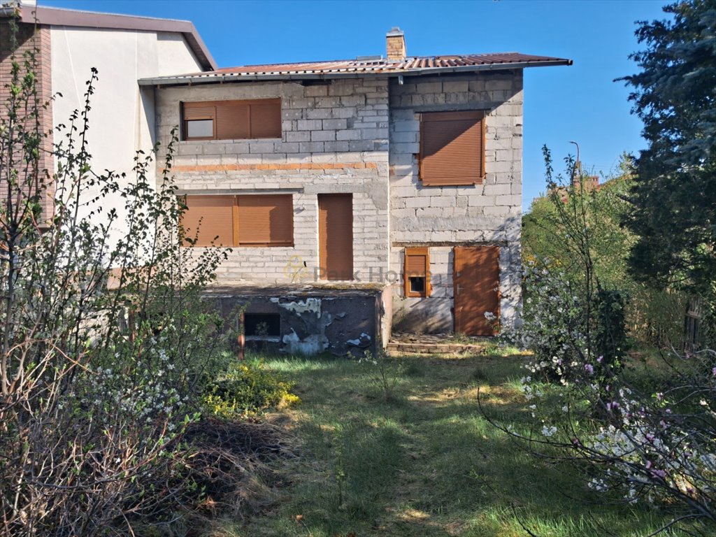 Przestronny 221 m² dom z kominkiem i dużą działką Żary  221m2 Foto 1