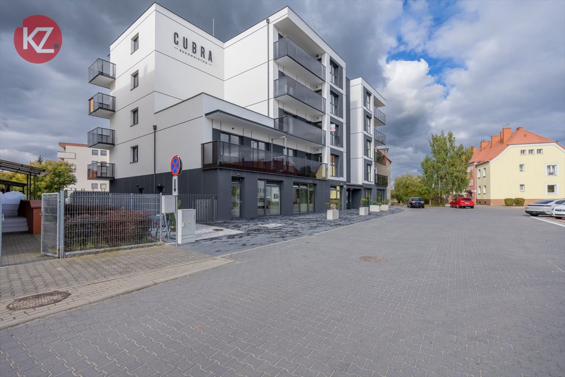 Mieszkanie trzypokojowe na sprzedaż Piła, Górne, Medyczna  64m2 Foto 1