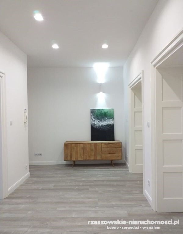 Mieszkanie dwupokojowe na sprzedaż Rzeszów, Śródmieście, Fircowskiego  67m2 Foto 1