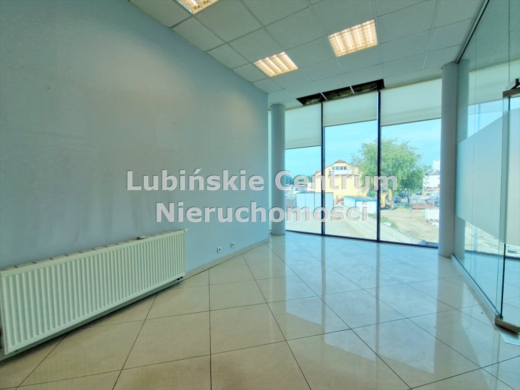 Lokal użytkowy na wynajem Lubin, Centrum  300m2 Foto 2