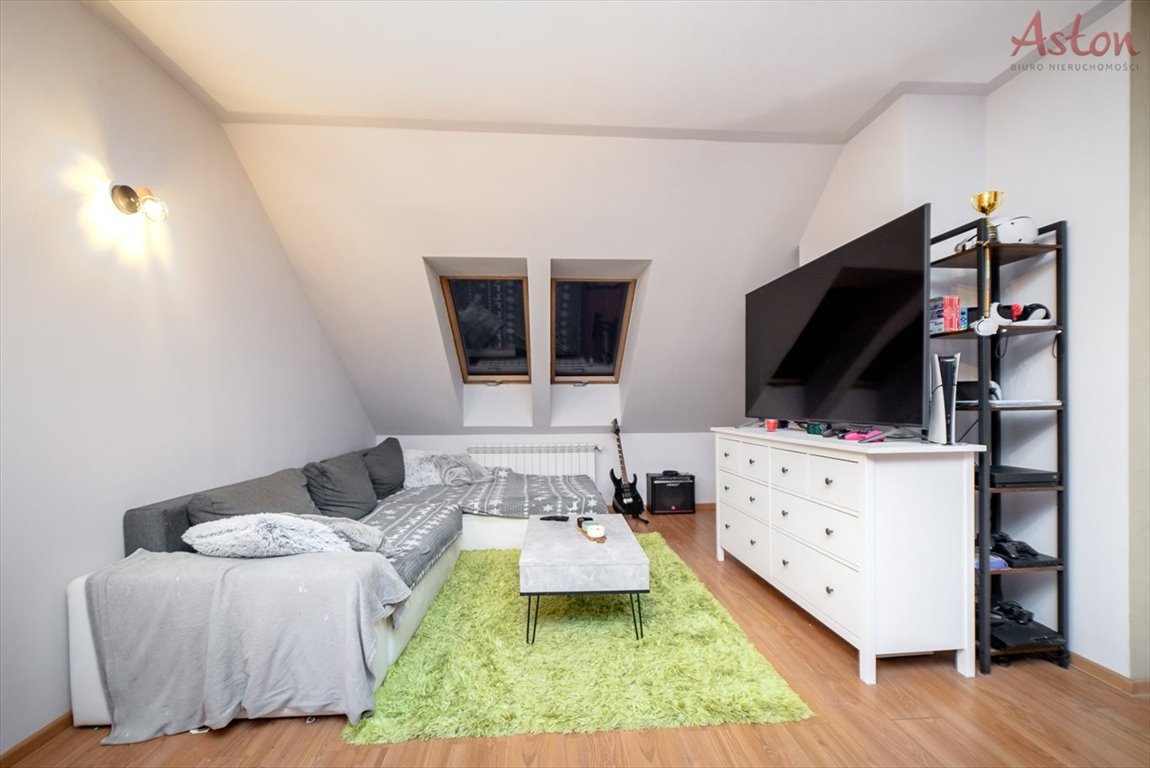 Mieszkanie dwupokojowe na sprzedaż Tychy, B  53m2 Foto 1