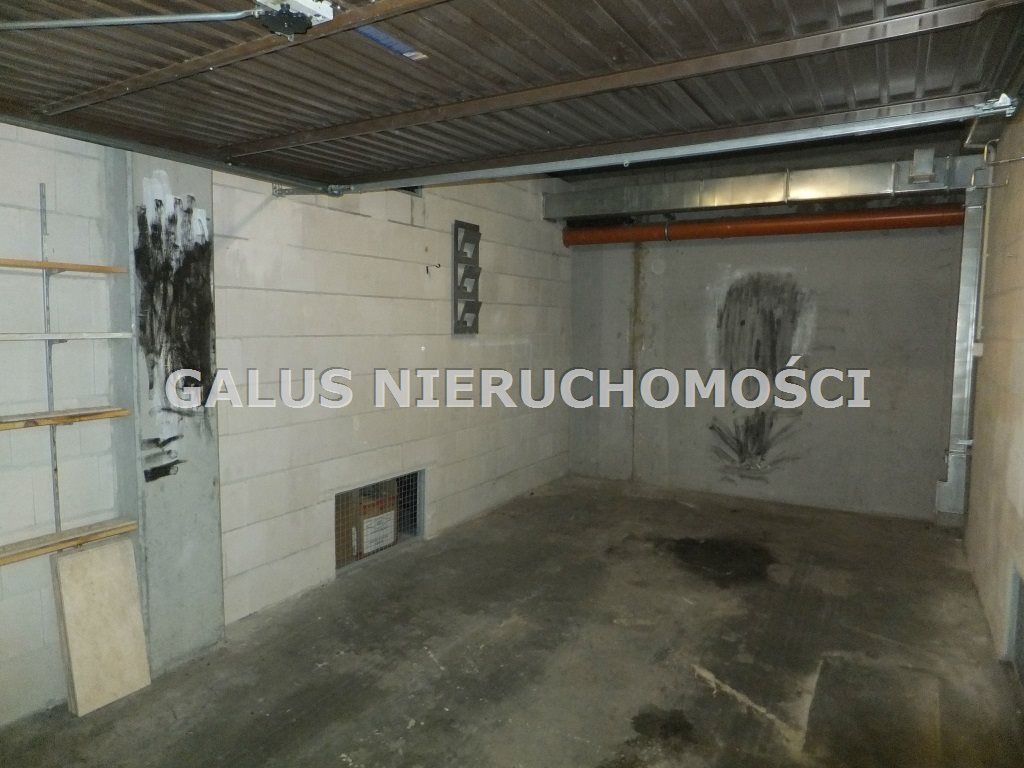 Garaż na wynajem Kraków, Prądnik Czerwony, Marchołta 18m2 Foto 1 Garaż na wynajem Kraków, Prądnik Czerwony, Marchołta 18m2 Foto 1