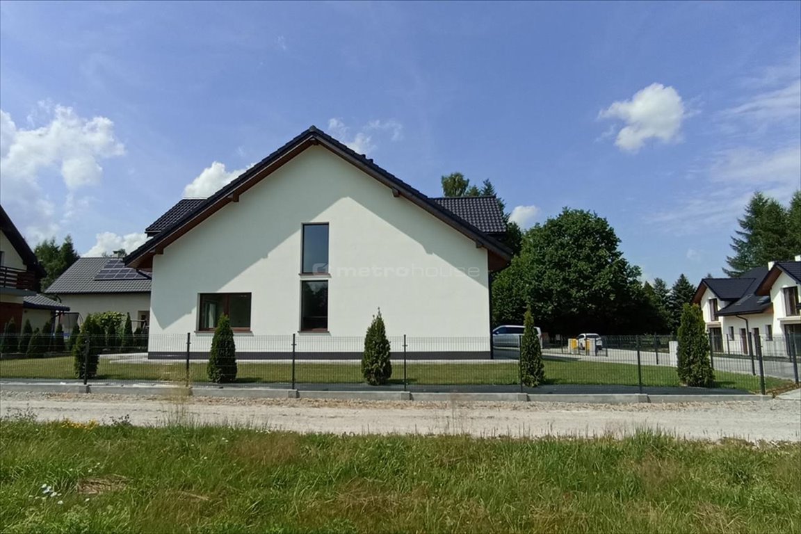 Dom na sprzedaż Ustrobna, Wojaszówka  184m2 Foto 1