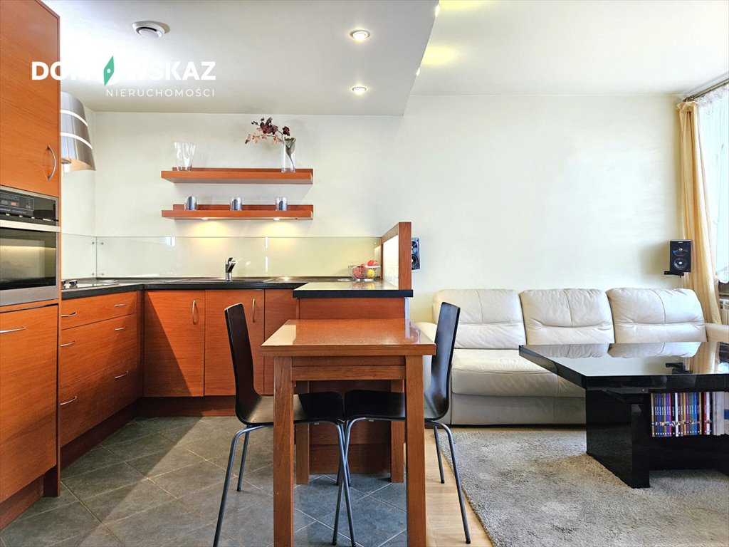 Mieszkanie czteropokojowe  na sprzedaż Katowice, Osiedle Tysiąclecia, Bolesława Chrobrego  71m2 Foto 1