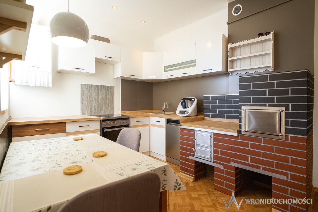 Mieszkanie trzypokojowe na sprzedaż Sobótka, Świdnicka  83m2 Foto 1