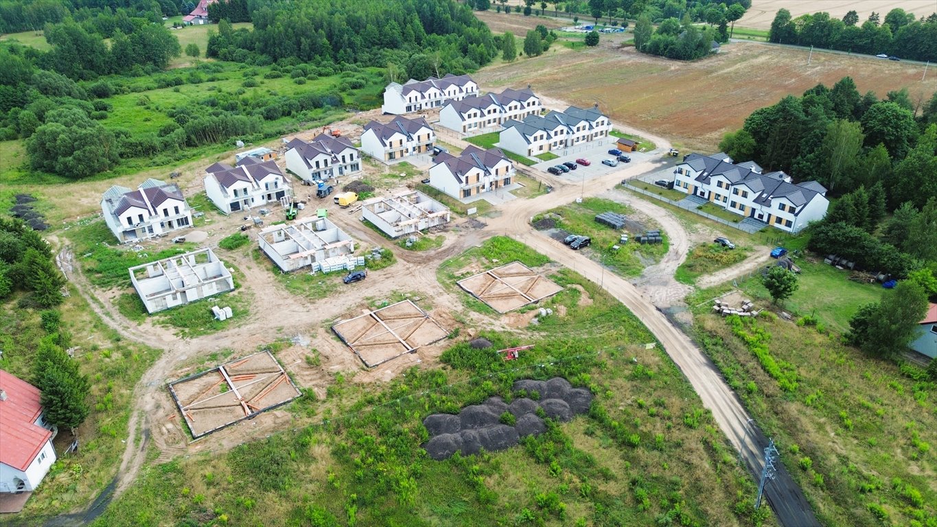 Mieszkanie trzypokojowe na sprzedaż Ostróda, Ostróda  79m2 Foto 1