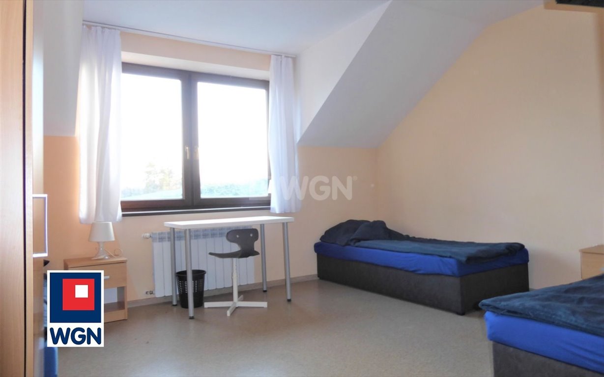 Dom na wynajem Częstochowa, Mirów, Mirowska  154m2 Foto 1