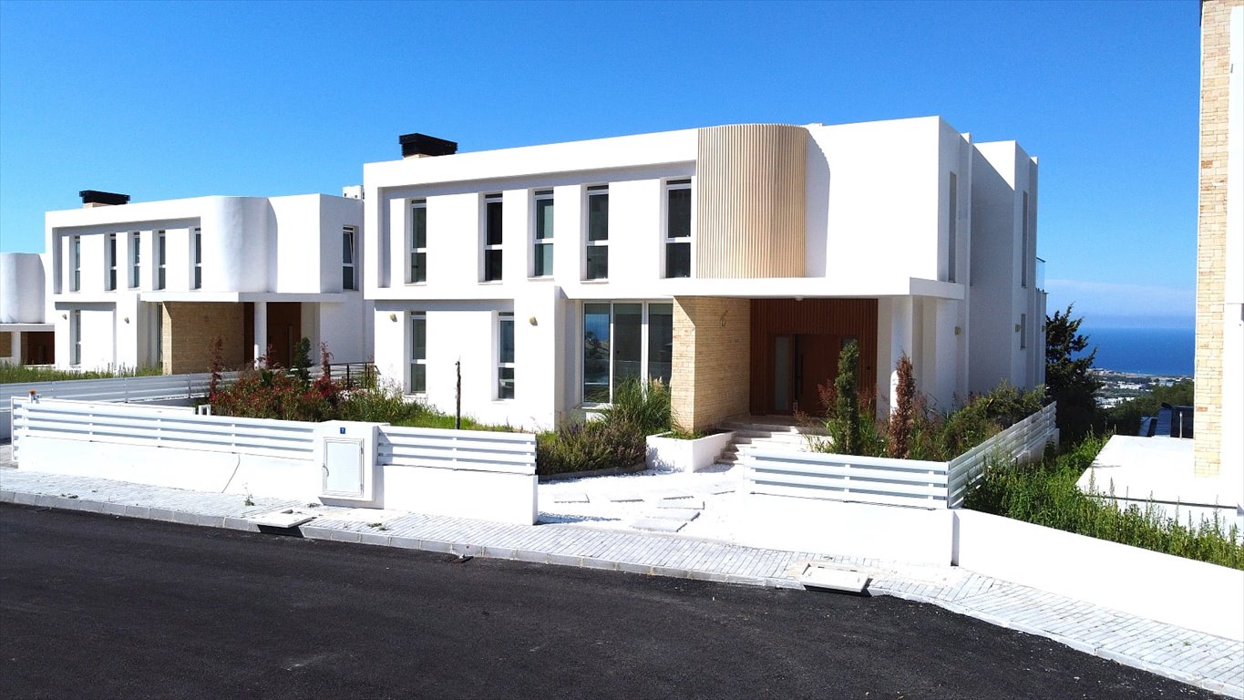 Luksusowa willa z basenem i widokiem na morze Cypr, Karaman, Karaman, Girne, Cypr Północny  595m2 Foto 1