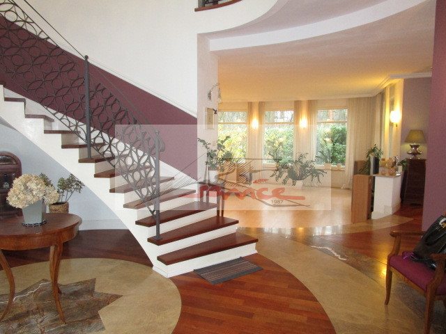 Ekskluzywny nowoczesny dom 280 m2 z garażem i pięknym widokiem Latchorzew  280m2 Foto 1